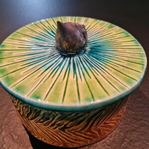 Szkatułka ceramiczna z ptaszkiem